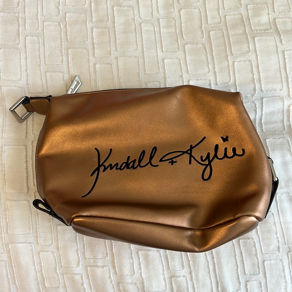 Kendall & Kylie Makeup Bag